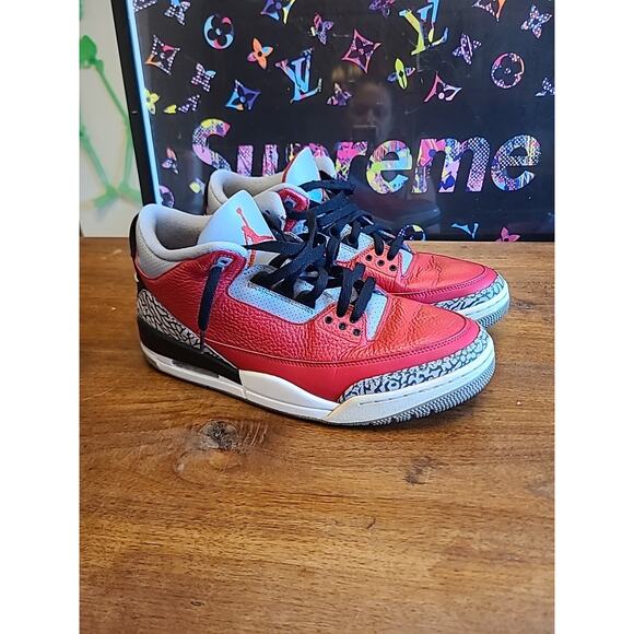 Air Jordan 3 Unite Retro SE Size 12 Mens Red Black Sneakers 2020 CK5692-600 - Picture 1 of 12